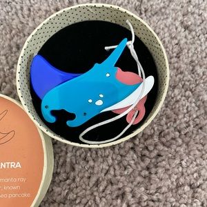 Erstwilder Manta’s Mantra Brooch